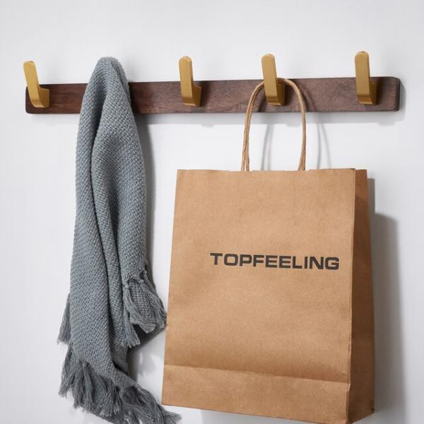 製品の特徴このウォールフックは、丈夫で耐久性のある高品質の木材で作られています。 健康的な素材と環境に優しい外観が魅力的で、ご自宅の装飾に合わせてさまざまなスタイルからお選びいただけます。 簡単にインストールできます。 ネジなどの取り付けア...