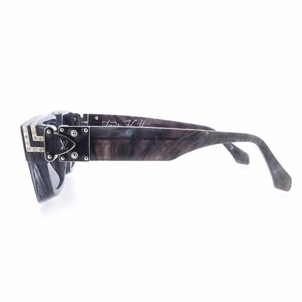 ルイヴィトン/LOUIS VUITTON Z1326E 1.1ミリオネア サングラス 91J20 サイズ ユニセックス58□17 ブラック ランクA 102 (中古) ルイヴィトン/LOUIS VUITTON Z1326E 1.1ミリオネア サングラス 91J20 サイズ ユニセックス58□17 ブラック ランクA 102 (中古)