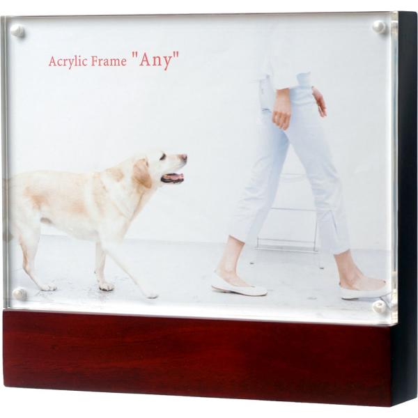 【商品概要】外寸:179×162×34mmアクリル寸:179×127×8mm窓寸:179×127mm重量:600g横置専用本体:木製画材:アクリルマグネット付【商品説明】説明重厚感のある木製フレームに透明のアクリル板で写真を挟んで飾りますし...