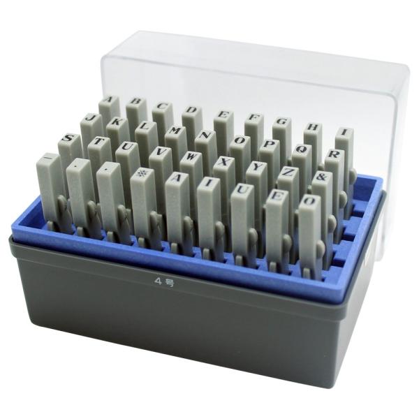 【商品概要】【印面号数】4号【印面サイズ】4.0×3.2mm【書体】明朝体【セット内容】アルファベット【仕様】印面の別注は不可【商品説明】【商品詳細】ブランド：シャチハタ(Shachihata)商品種別：文房具・オフィス用品商品名：シャチハ...