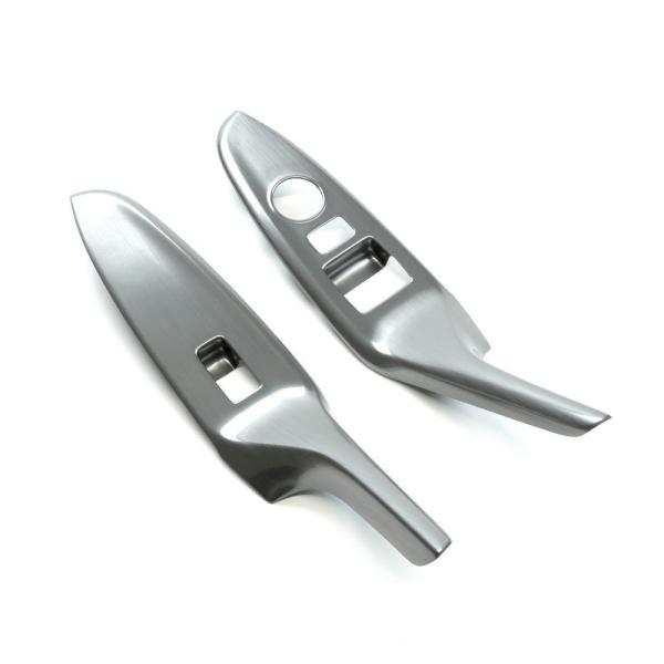 【商品概要】2パーツ構成(フロント)マツダ ロードスターND系(ROADSTER)専用パーツ。室内に装着するインテリアパネルです。こちらの商品は塗装品ではございません。専用の色柄シート上を透明度の高いアクリル層で覆ったセカンドステージ独自の...