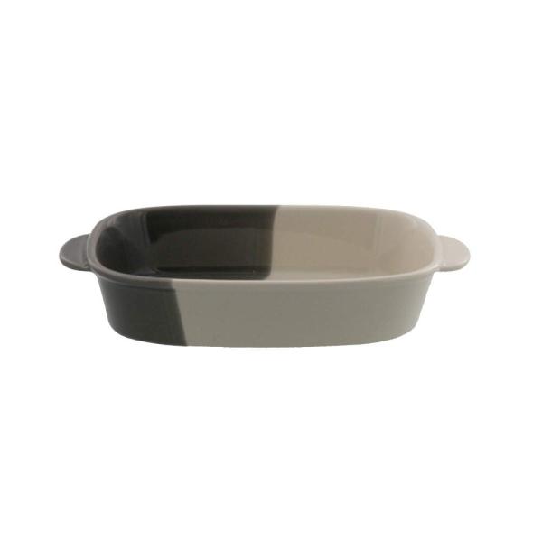 【商品概要】落ち着きのあるバイカラーの塗分けが、さりげないおしゃれを演出してくれる、長角グラタン皿。塗り分けの境目はグラデーションになっており、細部にまでこだわりがあるデザイン。 四角のフォルムが食卓でも目を惹く、人気の形です。グラタンやド...