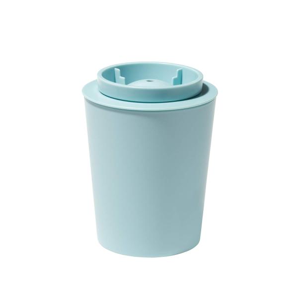 【商品概要】本体サイズ：約直径11×高さ14cm本体重量：約0.2kg素材・材質：上フタ・下フタ＝熱可塑性エラストマー、本体・断熱材＝ポリエチレン、断熱カバー＝ポリプロピレン生産国：日本耐熱温度：上フタ・下フタ＝60℃、本体・断熱材＝80℃...