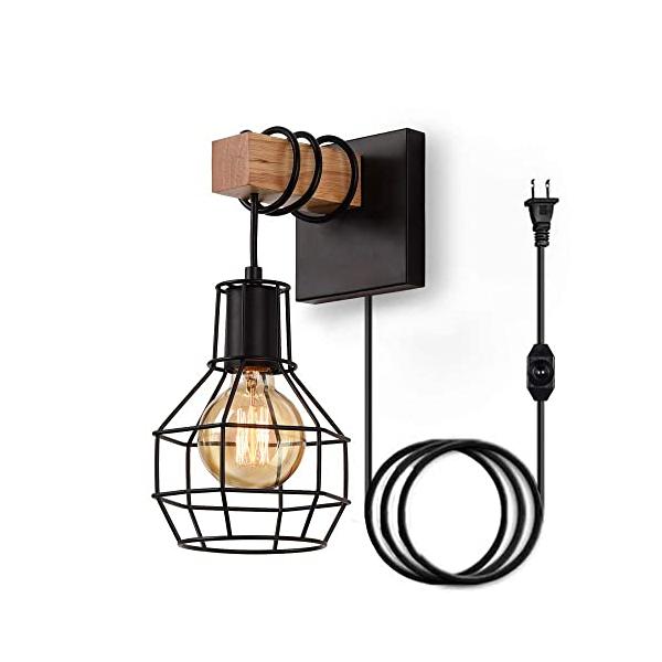 【商品概要】【工業風のデザイン】レトロ感も高級感もあふれ、点灯時は復古の雰囲気が壁に広がります。消灯時も目を引きインテリアとしても最適です。レトロでモダンな雰囲気を醸し出すブラケットライトです。シンプルにウッドのアクセント、ナチュラル感を楽...