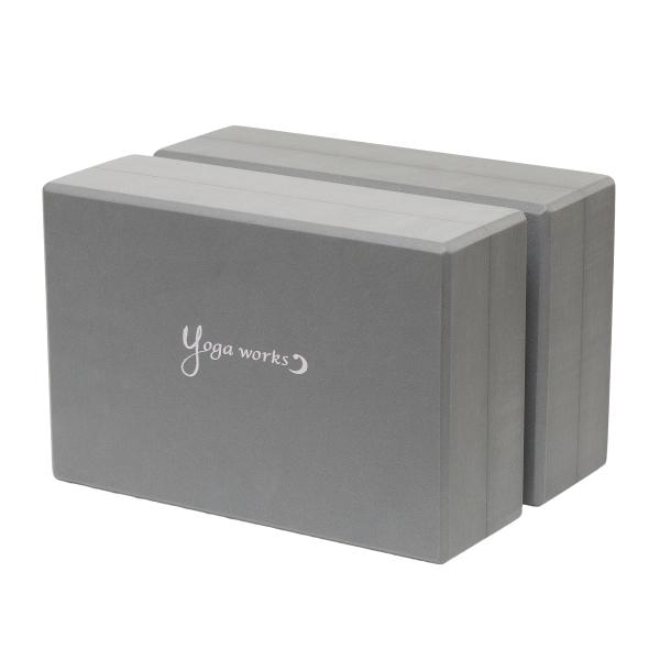 【商品概要】サイズ：約23cm×15cm×7.6cm【商品説明】【商品詳細】ブランド：ヨガワークス商品種別：スポーツ＆アウトドア商品名：ヨガブロックA 2個セット セサミ製造元：ヨガワークス(Yogaworks)商品番号：YW-E421-C...