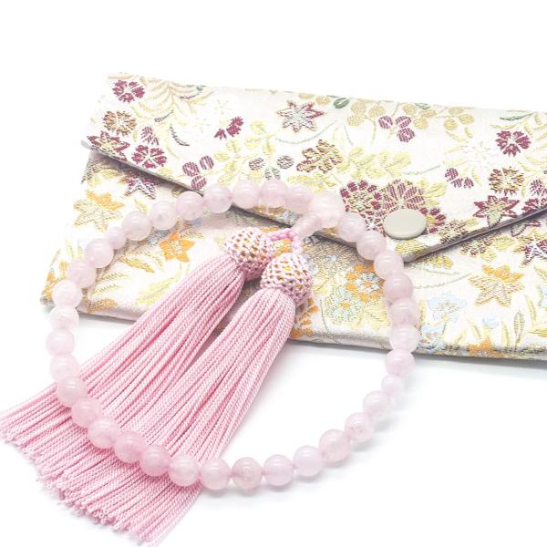 【商品概要】数珠の製造直販店「永善念珠屋」　熟練数珠職人が一点一点丹精込めて手仕上げした念珠を全国の皆様へお届け致します。数珠の特徴：◆ローズクォーツ 持つ人をやわらかい波動で包み込み、感情の荒波を鎮めて、深い内面的な愛を引き出すといわれて...