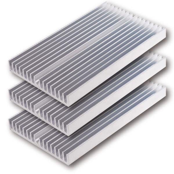 【商品概要】【商品説明】【製品仕様】 長さ 100mm × 幅 60mm × 高さ 10mm 重量 72g 素材 A6063アルミニウム合金 【製品概要】 アルミニウム ヒートシンク 3個セットです。AV・オーディオ機器、パソコン、ACアダ...