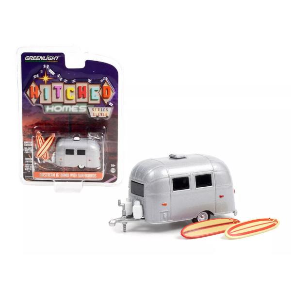 グリーンライト 1/64 エアストリーム 16' バンビ サーフボード付
