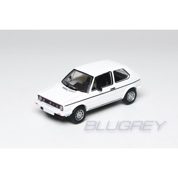 blugrey_pcx871177