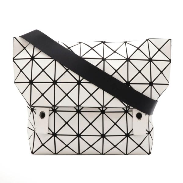 BAOBAO バオバオ イッセイミヤケ ショルダーバッグ ホワイト ロゴ BAO ISSEY MIYAKE バオ イッセイ ミヤケ BAOBAO バオバオ