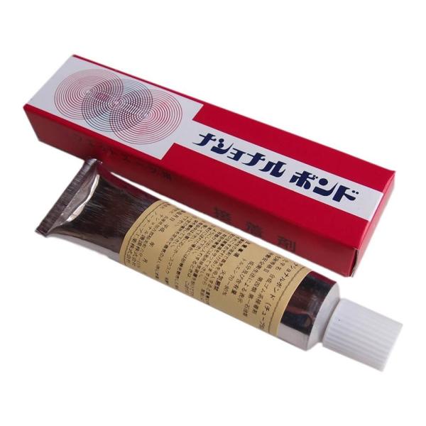 ウエットスーツやドライスーツを始め、あらゆるゴム製品の修理に最適な接着剤（スーツボンド）です。使用方法:補修部分の汚れをよく落とし、完全に乾かしてから補修部分にヘラなどでボンドを塗り、乾いた状態(手で触ってつかなくなる)5〜10分ほど待って...