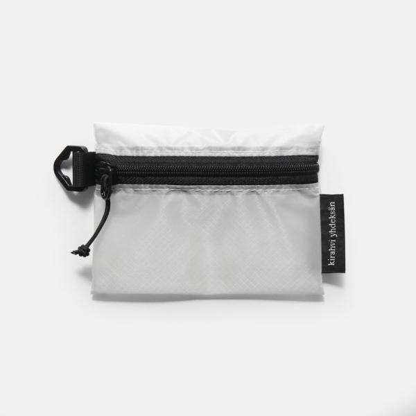 kirahvi yhdeksan / Light pouch - flat S (white) | メール便可 3点まで | kirahvi9/キラハビーユフデクサン/ライトポーチ/フラット | 117080