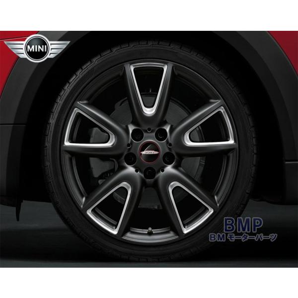 bmp_36116855095-1116326