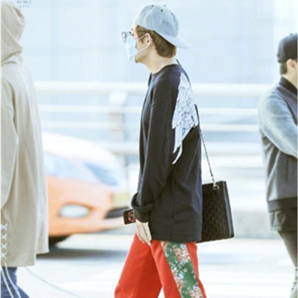 Bts 防弾少年団 V グッズ 服 スウェット コートトレーナー 打歌服 応援服 グッズ レディース メンズ 男女兼用 秋冬スウェット コート 韓流グッズ Buyee Buyee Japanese Proxy Service Buy From Japan Bot Online