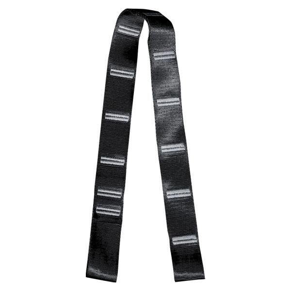 ナイロン製のサンドバッグ用ストラップです。金属製ではないため、静音性が高く高強度です。長さは10段階調節可能で、サンドバッグ金具と合わせて用途に合わせてご使用ください。※耐荷重：200kg■サイズ：長さ約73cm、幅約4cm※長さ10段階調...