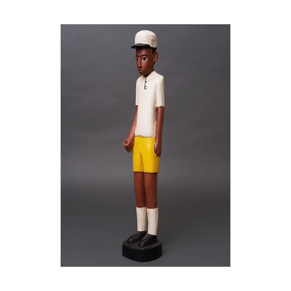 ※手に持つパーツが不足しております。お好きな物を持たせてあげて下さい。原産国:コートジボワールサイズ:身長約55cmコートジボワールのコロン人形は、19〜20世紀の植民地時代に生まれた木彫人形です。ヨーロッパ人支配者を題材としながらも、肌の...