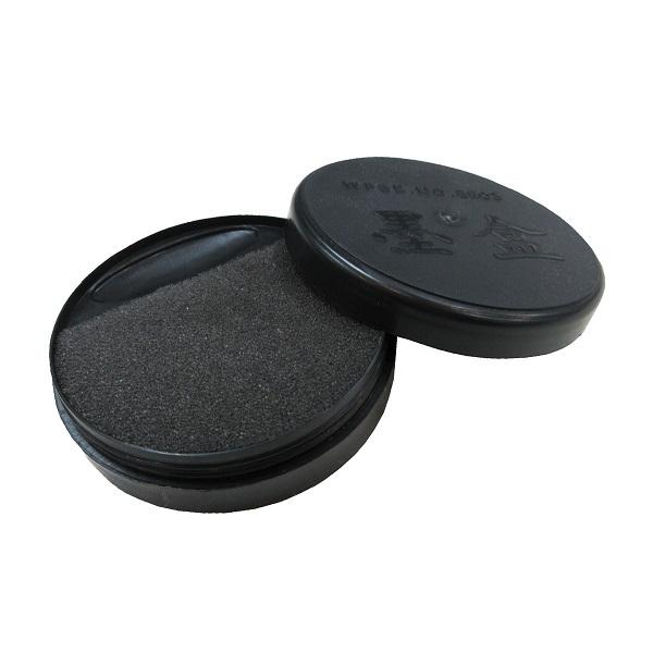 ★墨の分量調節や、穂先を整える際に　『携帯用小筆ならし　墨盒』小筆は水道で洗うと毛先が痛むため、通常は半紙やティッシユに水を垂らして小筆の墨を落とします。こちらの墨盒(ぼくごう)があれば、スポンジに水を含ませておけばいつでもどこでも小筆の墨...