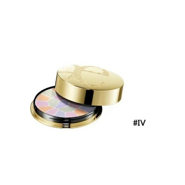 ＜ラ プードル 4つの特徴＞この上ない透明感と明るさラ プードルがつくる上質な透明感の秘密は、見た目にも美しい5色のペールカラー。とりどりの色たちが肌の上で織りなし、明るく澄みわたる肌へと導きます。頼もしいキメ・毛穴カバー力フェイスパウダー...