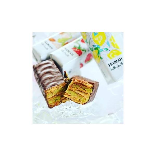 フランセ　果実を楽しむ ミルフィユ　ピスタチオ5個入り★濃厚で奥深い味わいのピスタチオクリームをパイでサンドし、スイートチョコレートで包みました。ピスタチオの贅沢な香りとコクが口いっぱいに広がります。果物や木の実をパイ生地にはさんで楽しむ。...