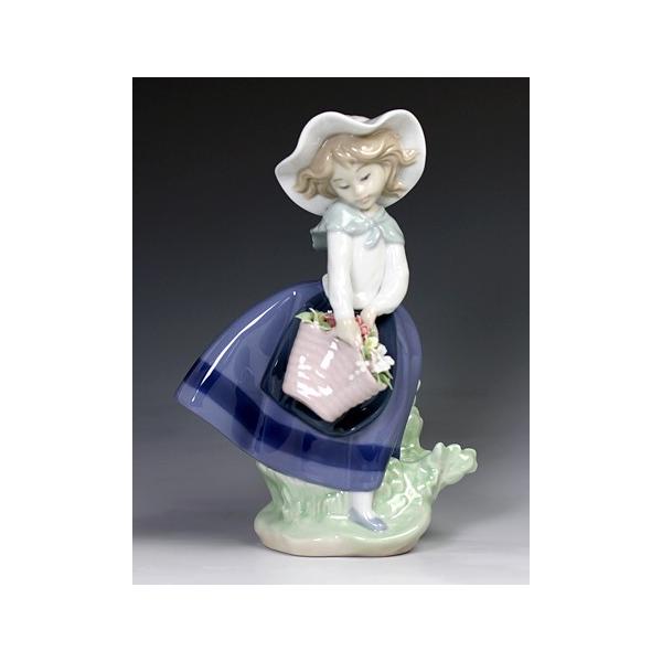 リヤドロ（Lladro リアドロ 陶器人形 置物） 花と少女 綺麗な花ばかり