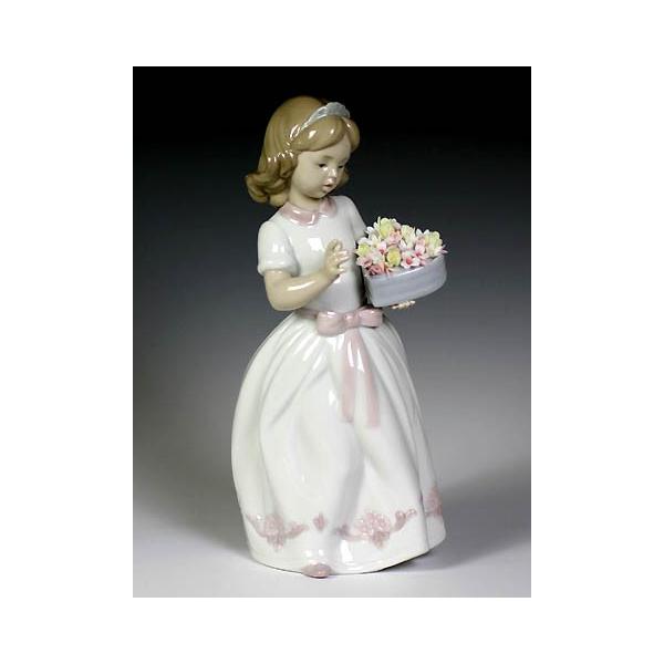 リヤドロ（Lladro リアドロ 陶器人形 置物） 花と少女 大切なあなたへ