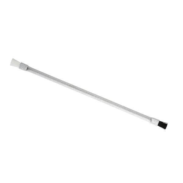 細かいところの幹洗いブラシです。 両端に３ｍｍと５ｍｍのナイロン製のブラシが付いています。 全長　約２００ｍｍ　重さ　約９ｇ 日本製です。