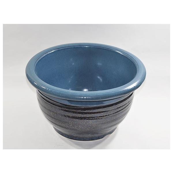 コントラストが素敵な陶器鉢です。 [睡蓮鉢 めだか鉢］信楽焼 生子千段水鉢 13号サイズ綺麗な藍色と模様のコントラストが素敵な陶器鉢です。　内側の青釉が中に入れるものを引き立てます。あえて底には釉薬を施さないことで、涼しげな印象に。一つあれ...