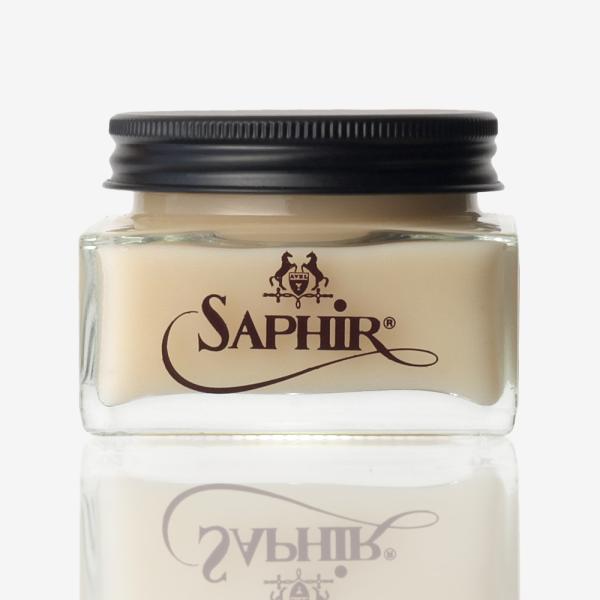 フランスの最高級レザー製品メーカーとのコラボレーションで誕生した、保湿効果の高いクリームです。ワックス成分や有機溶剤を一切含まないので、シミや色落ち、ベトつきがありません。潤いや栄養を皮革に与え、柔軟性を保つことでヒビや劣化を予防するほか、...