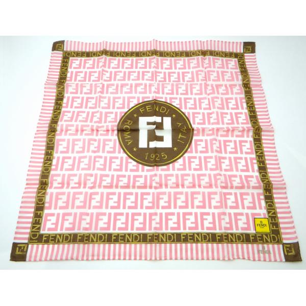 FENDI ハンカチスカーフ2枚希少ズッカ.格子ベッカシルク混ロゴレッド刺繍新品 FENDI（フェンディ） フェイスタオル 2枚セット ロゴ入り ズッカ柄
