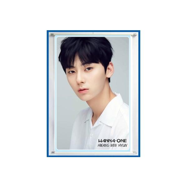 【美品】WannaOne ファンミンヒョン アクリルスタンド2点セット 1_e02c5fd8-4c38-480e-87f9-