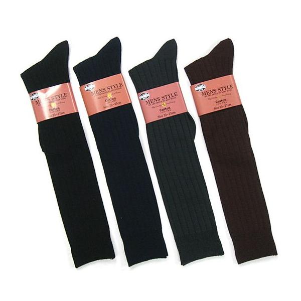 オンでもオフでも際立つ大人テイストの洗練されたリブ編みのハイソックスが登場しました。シルケット加工を施しているので、肌触りはとても滑らかで、まるでシルクな光沢です。履き心地もバツグン♪カッチリした感じのソックスです。セット数：1足カラー：4...