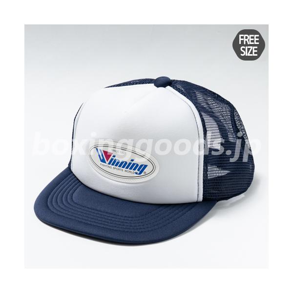 ウイニングのロゴワッペン付きのメッシュキャップ。メーカー：Winning/ウイニング商品番号：CP-1カラー：ネイビー×ホワイトサイズ：フリーサイズ（後部調節可）素　材：前頭部エステルニット（ポリエステル１００％）／後頭部ナイロンメッシュ（...