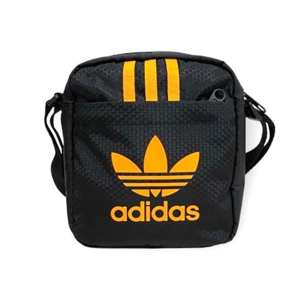 専用。adidas ヴィンテージバッグ　ブラック×イエロー Vintage adidas bag - Etsy 日本