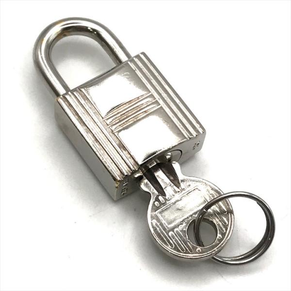 良品 HERMES エルメス カデナ 鍵 キー 南京錠 シルバー バッグチャーム