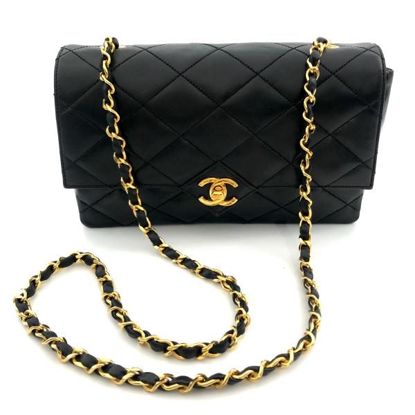 CHANEL（シャネル） ココマーク ターンロック ダイヤ マトラッセ