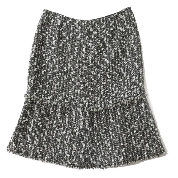 CHANEL（シャネル） 美品 04A P24139 ココマーク付き ツイードスカート