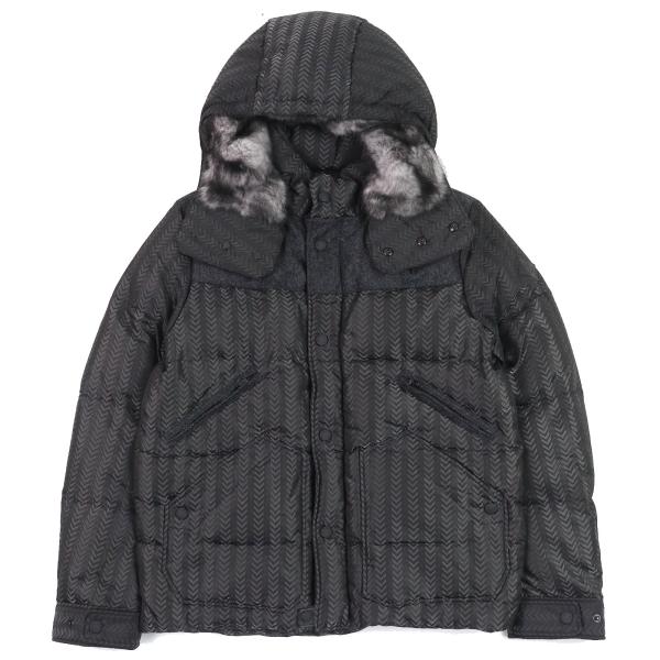 美品△MONCLER モンクレール TIAMAT ティアマート シェブロン柄 ロゴワッペン ラビットファー・フード付き ダウンジャケット ブラック 0 MONCLER（モンクレール） 美品△MONCLER TIAMAT ティアマート