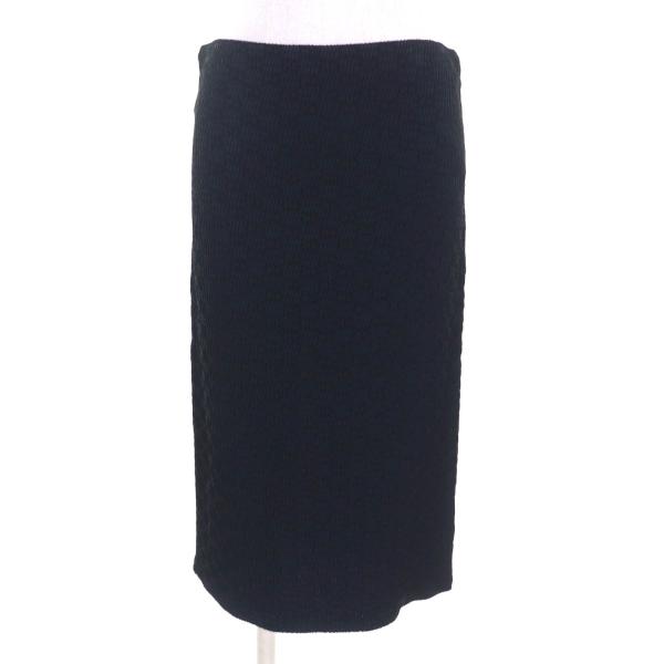 未使用品★GUCCI グッチ 2024年製 771291 GG柄 膝丈 タイトスカート ボトムス ブラック 38 イタリア製 正規品 レディース GUCCI（グッチ） 未使用品☆GUCCI 2024年製 771291 GG柄 膝丈 タイト