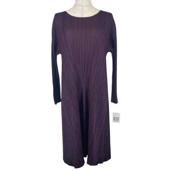 極美品✨PLEATS PLEASE プリーツ　ワンボタン　パープル　半袖 極美品✨PLEATS PLEASE プリーツワンボタンパープル半袖