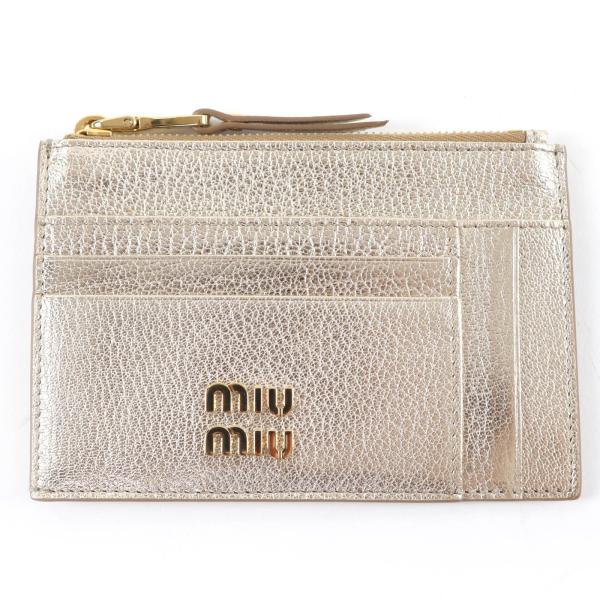 miu miu（ミュウミュウ） 極美品☆MIUMIU ロゴ金具 レザー 