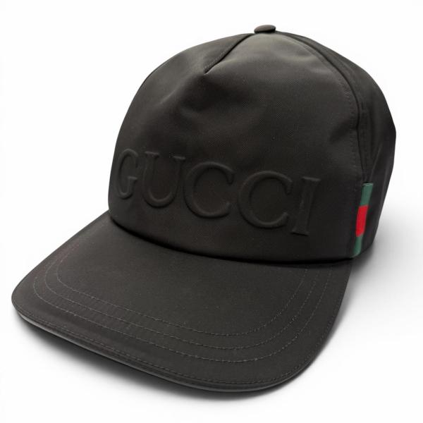 GUCCI（グッチ） 未使用品▽GUCCI 813461 レザー使 ロゴエンボス 帽子