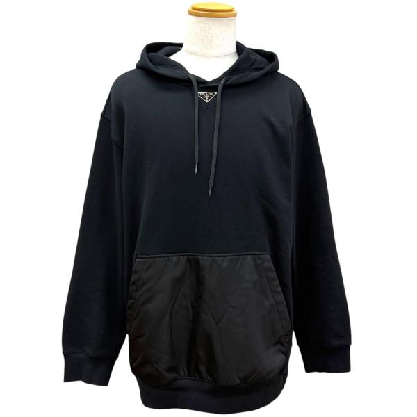 【美品】PRADA プルオーバーパーカー ブラック　UJL45B PRADA（プラダ） 美品□PRADA 2023年製 UJL45B Re-Nylon