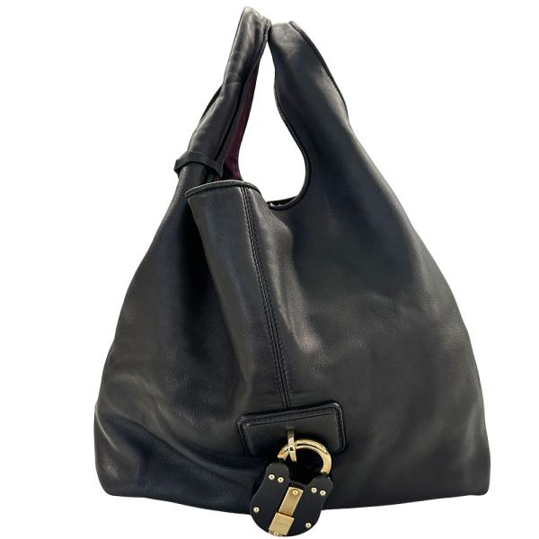 ロエベ　カリエ　LOEWE calle バッグ ロエベの人気バッグ「カリエ」にイニシャルを刻んで！：Oggi DAILY