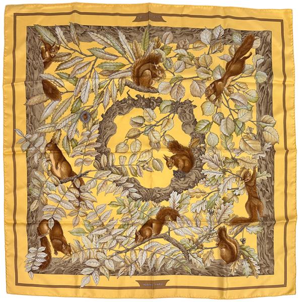HERMES（エルメス） スカーフ カレ90 CASSE NOISETTE くるみ割り