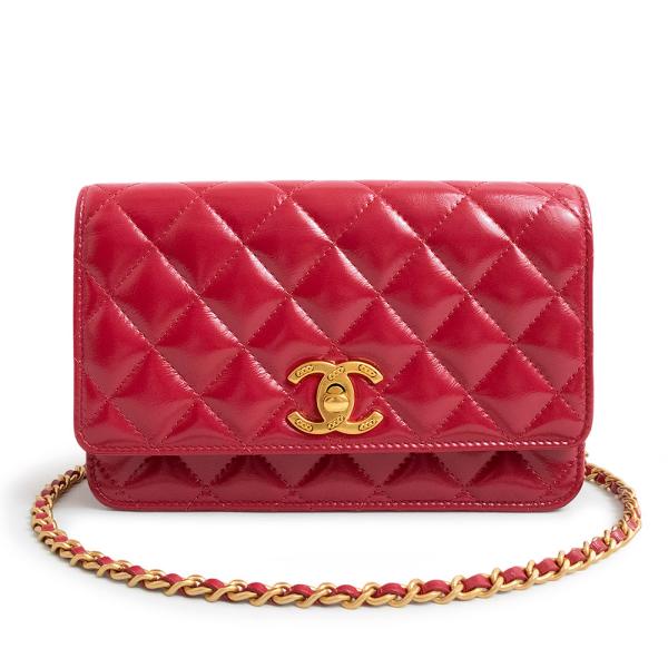 CHANEL (未使用 展示品)シャネル マトラッセ ココマーク CHANEL (未使用 展示品)シャネル マトラッセ ココマーク