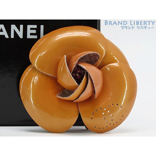 CHANEL レア新品同様 シャネル カメリア パテント エナメル CHANEL レア新品同様 シャネル カメリア パテント エナメル
