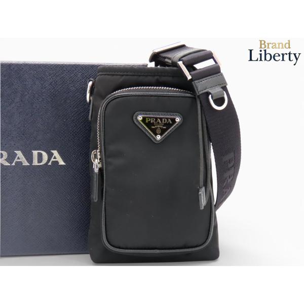 超美品 プラダ  ナイロン スマートフォンケース フォンポーチ ポシェット 斜め掛け ショルダーバッグ  ブラック  1DH030 PRADA（プラダ） ほぼ新品 リナイロン Re-Nylon スマートフォンケース