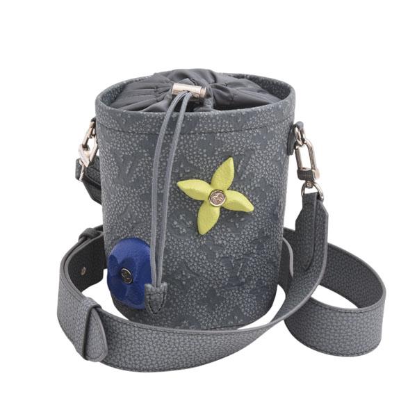 ルイ・ヴィトン LOUIS VUITTON チョーク ポーチ ショルダーバッグ バッグ レザー トリヨン・クライミング メンズ グレー系 / マルチカラー / グラナイトグレー M81572 【中古】 LOUIS VUITTON（ルイ・ヴィトン） 共通値：ルイヴィトン チョーク