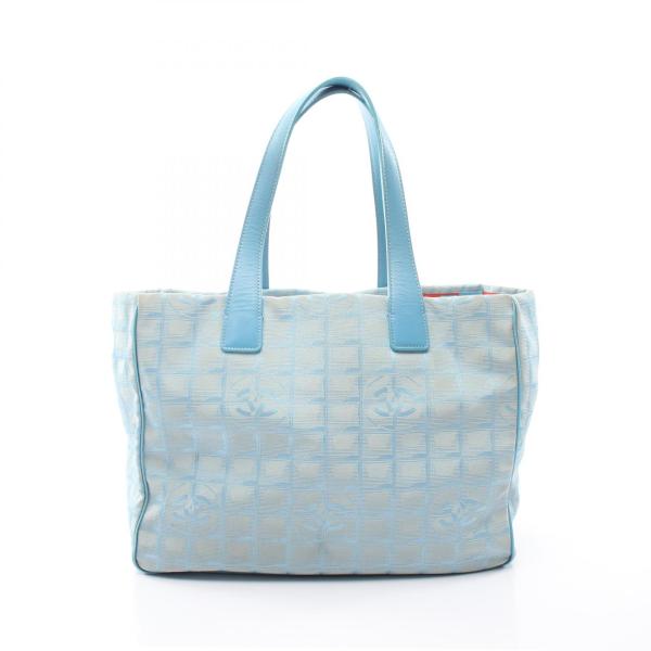 CHANEL（シャネル） ニュートラベルラインMM ブランドオフ レザー