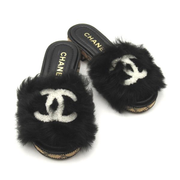 CHANEL シャネル サンダル ファー サンダル ブラック系 その他 中古